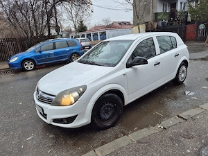 Opel Astra H  