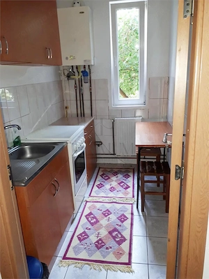 COMPLEX SATUDENTESC - 1 cam - etaj1 - centrala proprie - RENOVAT RECENT