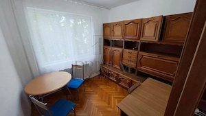 COMPLEX SATUDENTESC - 1 cam - etaj1 - centrala proprie - RENOVAT RECENT - imagine 2