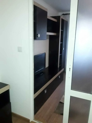 Inchiriez apartament 2 camere pe termen lung - imagine 5