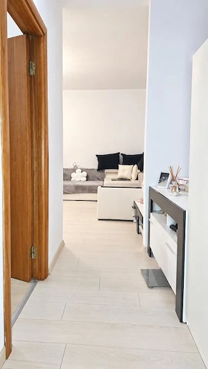 Apartament 2 camere GĂVANA PLATOU - imagine 4