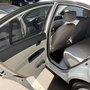 Vând Hyundai Accent 1.4 benzină din 2007 - imagine 6