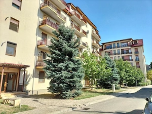 Proprietar , vand apartament 3 camere , bloc nou , parcare privata , zona Aradului Vest