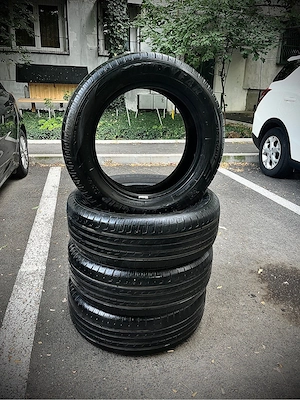 Set de Anvelope GoodYear Efficient Grip 2022