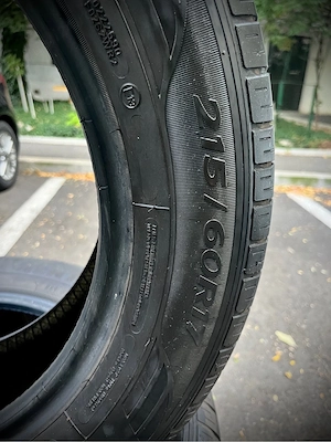 Set de Anvelope GoodYear Efficient Grip 2022 - imagine 4