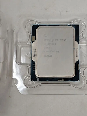 Procesor Intel i9 13900K stare perfecta, folosit foarte putin