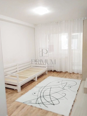 LIPOVEI - 1 CAM - RENOVATA - BALCON - ZONA LINISTITA - imagine 3
