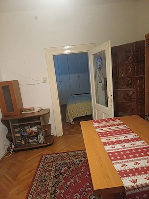 Vanzare apartament in casa - imagine 5