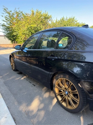 Vând bmw e90 320d an2006 - imagine 10