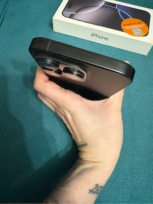 vand iphone 16 pro