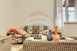 Apartament o cameră de închiriat  zona Ultracentral-B-dul DECEBAL