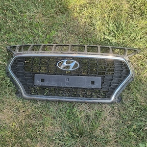 grila bara fata hyundai i30