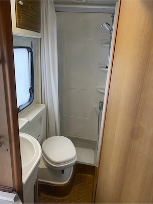 De vanzare autorulota Rimor pe sasiu wv lt35 - imagine 8