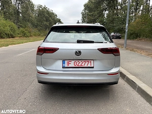 VW Golf 8 Variant   Break   2023 | 1.0 TSI 110 CP | Manuală 6 trepte - imagine 3