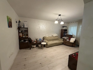 Apartament trei camere et 2 Focșani centru  - imagine 3