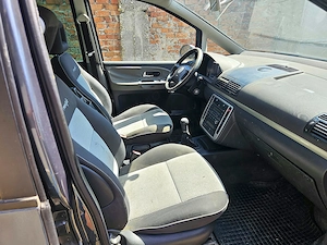 VW Sharan 1.9TDI 116 cai an 2009 Euro 4 recent adus din Germania Unic Proprietar 2 chei stare foarte - imagine 8