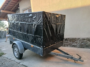 Remorca stema de 750 kg. 