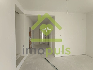 Casa cu garaj, 4 dormitoare, Mosnita Noua - imagine 5