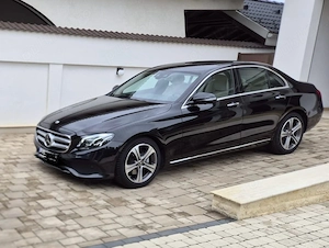 Mercedes-Benz E 220 d Aut. Mașina Personală 