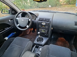 Ford Mondeo Modelul Chia - imagine 5