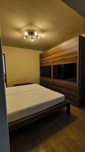 Zona Simion Barnutiu, decomandat, et 3, centrala proprie, mobilat modern - imagine 2