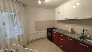 Zona Simion Barnutiu, decomandat, et 3, centrala proprie, mobilat modern - imagine 11