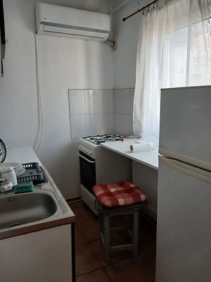 Închiriez apartament o camera - imagine 5