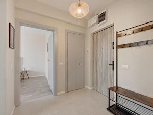 De vanzare apartament 3 camere pe Calea Grivitei - imagine 4