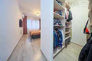 Apartament de vanzare 2 camere 2 bai | Isaran Coresi - imagine 9