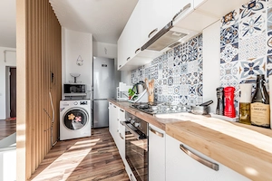 2 camere în blocul Urbanna: Orientare spre răsărit și confort complet - imagine 5