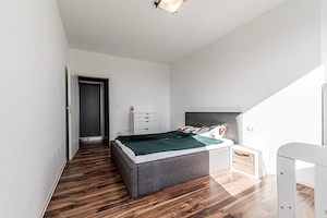 2 camere în blocul Urbanna: Orientare spre răsărit și confort complet - imagine 10