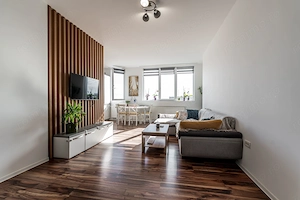 2 camere în blocul Urbanna: Orientare spre răsărit și confort complet - imagine 2