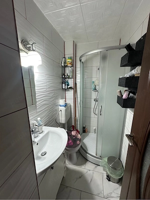 Apartament 2 camere Valenii de Munte etaj 2 4. AC, Parcare, Renovat - imagine 8