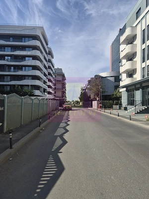 Spațiu comercial de închiriat în Pipera | 271 mp | 6 locuri de parcare - imagine 3