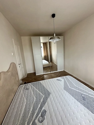 Inchiriez apartament 2 camere Plaza Mall - imagine 2