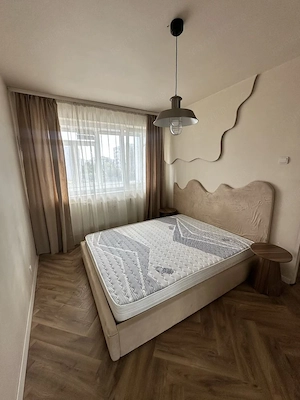Inchiriez apartament 2 camere Plaza Mall