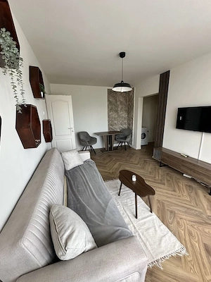 Inchiriez apartament 2 camere Plaza Mall - imagine 4
