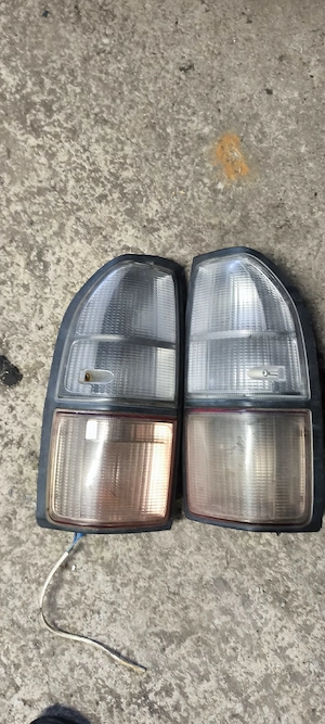 Stop lampa semnalizare Toyota Land Cruiser j90 