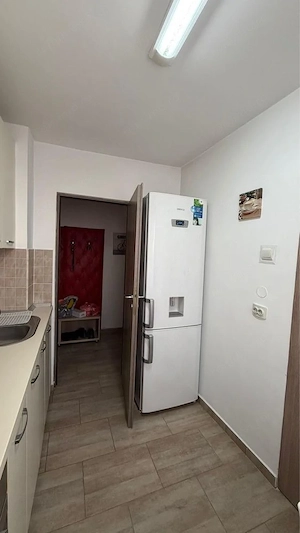 3 camere Unirii   Budapesta, Mobilat și utilat, Balcon, AC - imagine 4