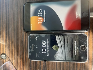 Vând iPhone 5SE și 6S