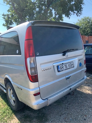 vand mercedes viano - imagine 2