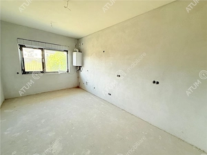 Casa cu 4 camere 120 mp utili si terasa in Selimbar zona Octavian Goga - imagine 5