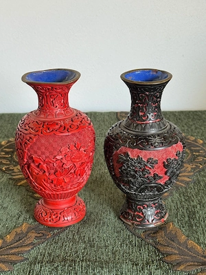 Pereche vaze vintage chinezești Cloisonné & Cinnabar 