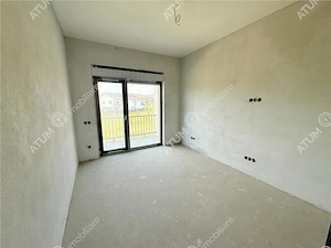 Casa cu 4 camere 120 mp utili si terasa in Selimbar zona Octavian Goga - imagine 9