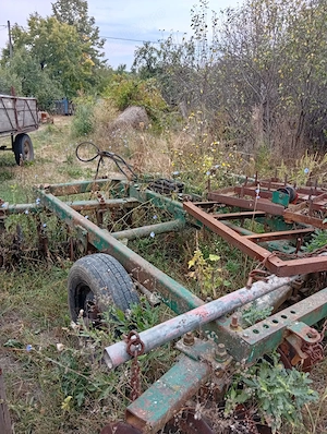 Vand tractor cu anexa - imagine 5