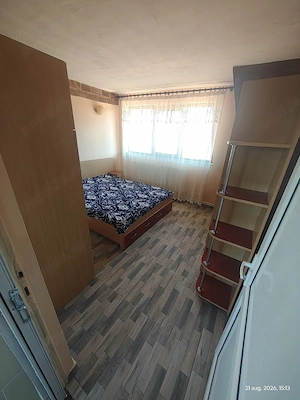 închiriez apartament cu 2 cam. - imagine 2