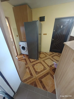 închiriez apartament cu 2 cam. - imagine 4