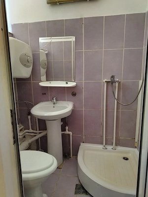 Garsoniera, 32 mp, parter inalt, zona stația Flora, Tatarasi