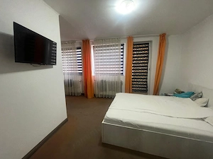 Casa 6 camere, 197 mp utili, P+1+M, teren 350 mp, zona Centrala