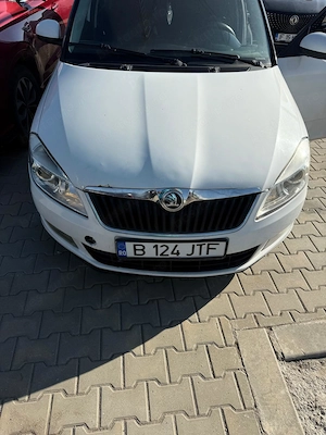 Skoda Fabia Break 1.6 TDI 90 CP   2013   mici defecte estetice